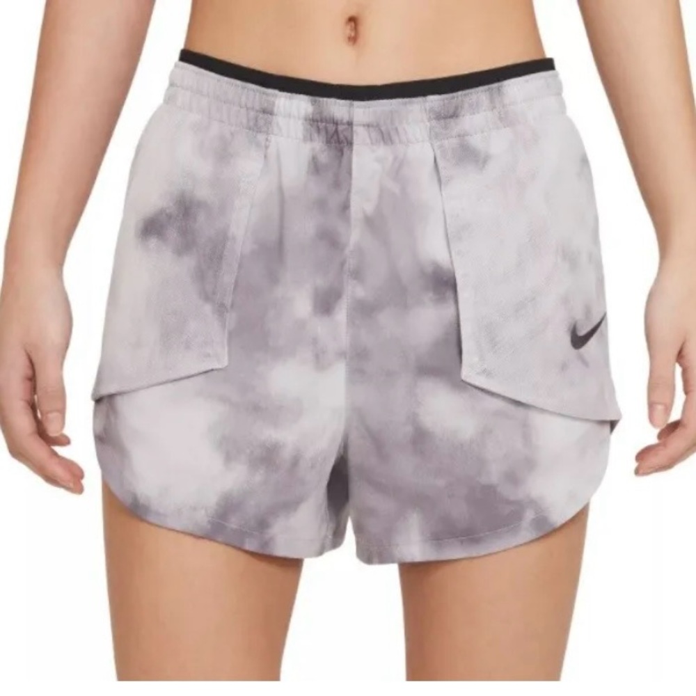 Women’s Nike Icon Clash City Sleek Running Shorts SZ Large